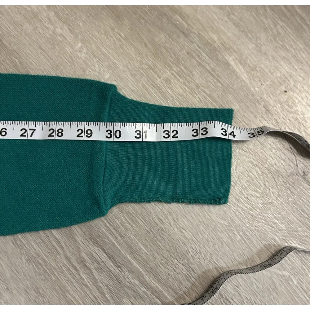 Izod Lacoste Vintage V-Neck Acrylic Sweater, 70-80's Made In USA Kelly Green L